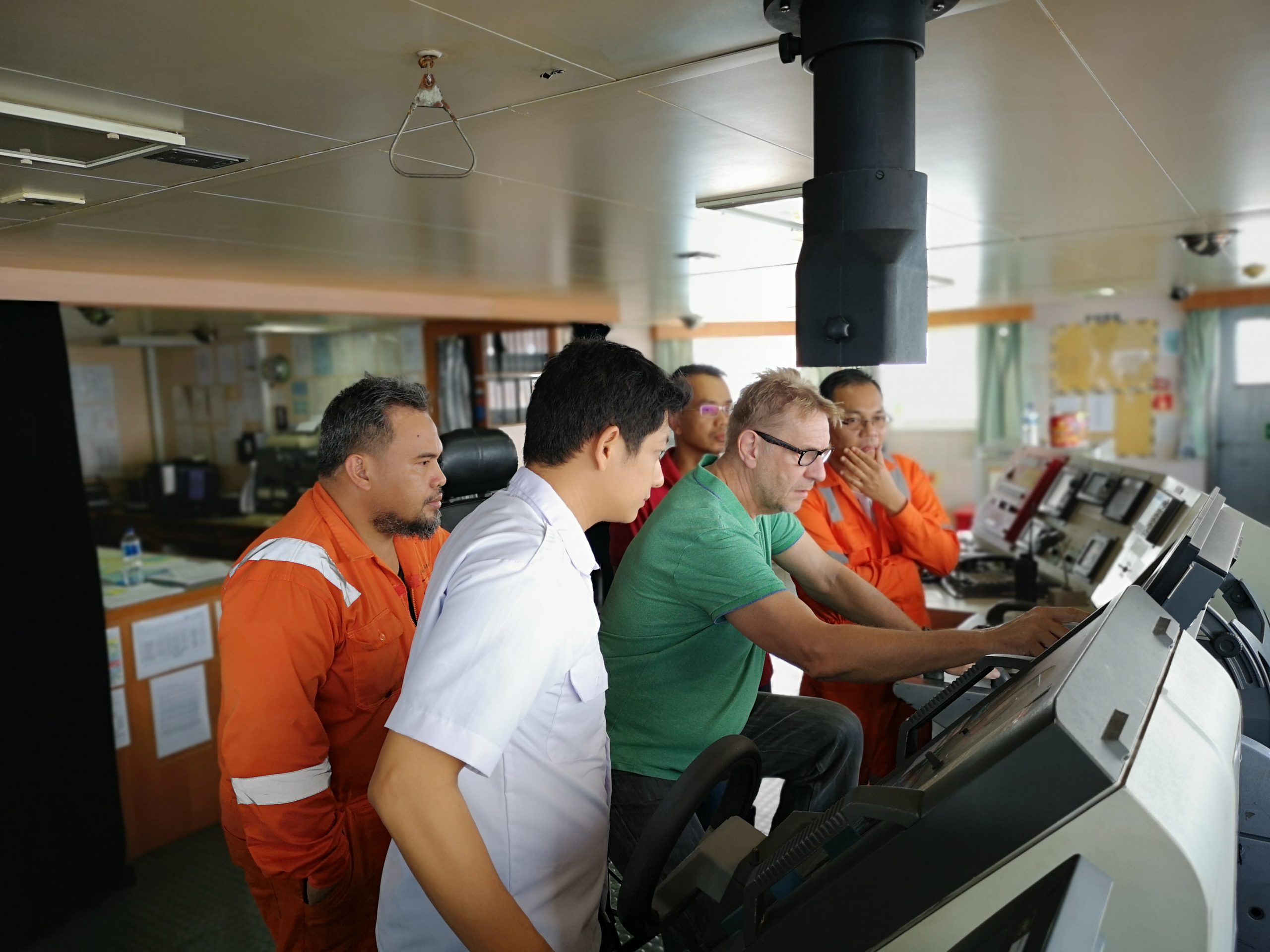 ECDIS Type Specific Training on Board Promacindo